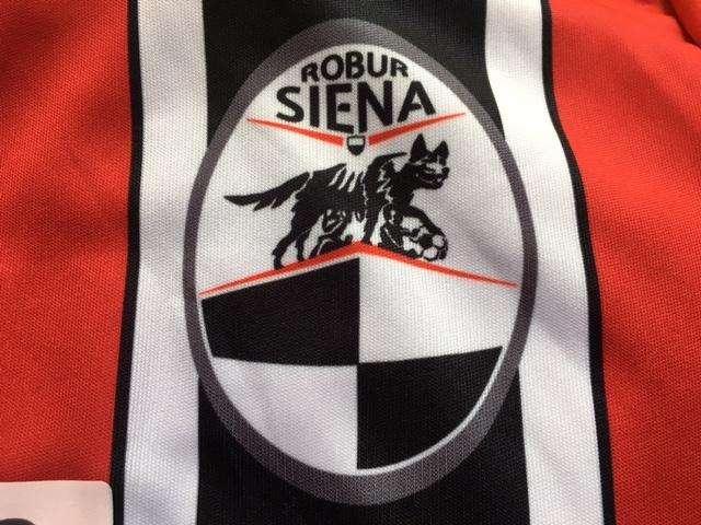 ROBUR SIENA, Niente iscrizione: riparte dai dilettanti