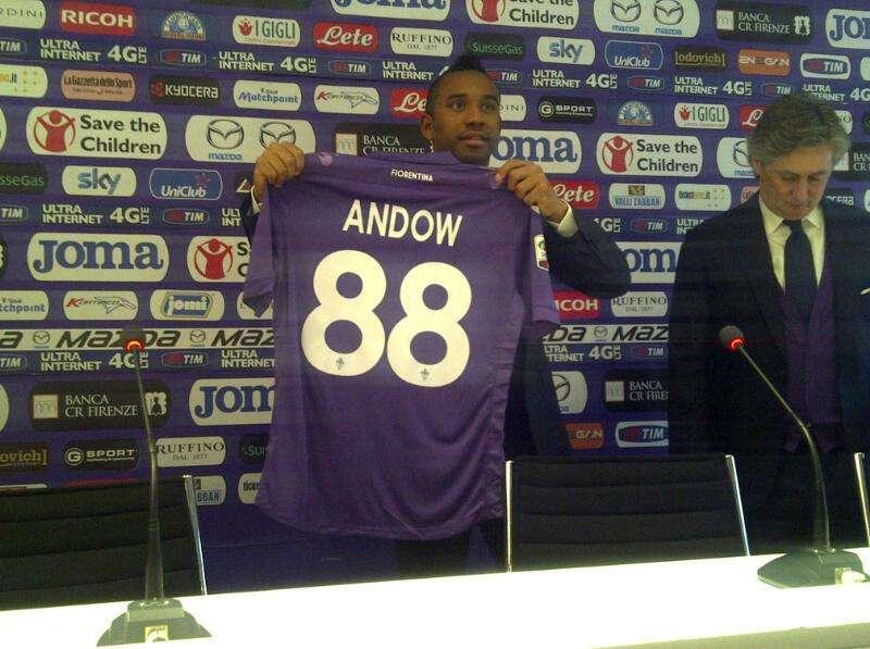 FOTO FV, Anderson con la sua maglia viola