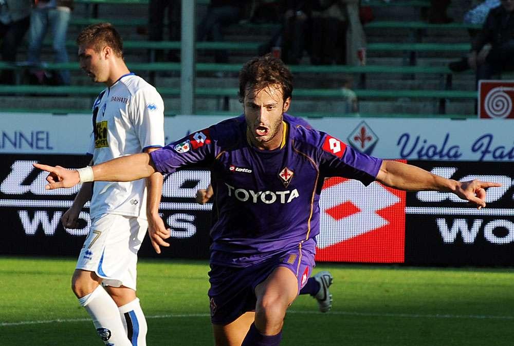 FIORENTINA-CATANIA 2-0, Mutu e Gila decisivi