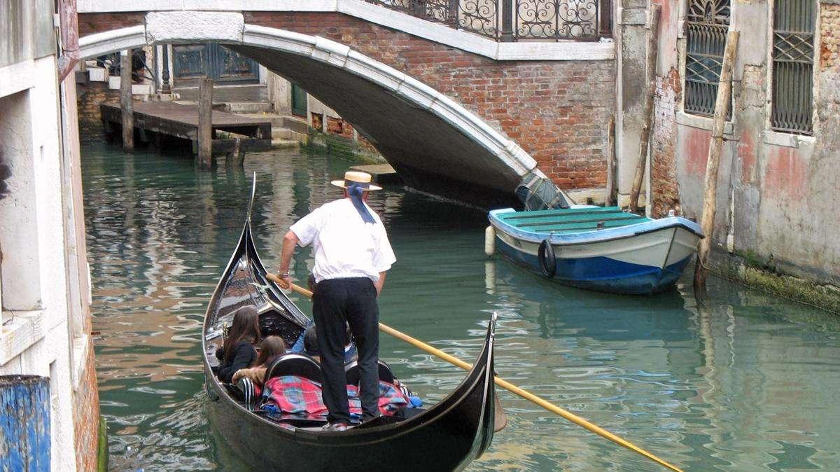VENEZIA, Tutte le info per muoversi in città domani