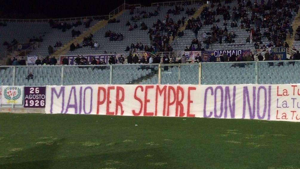 FOTO FV, Lo striscione della Fiesole per Maio