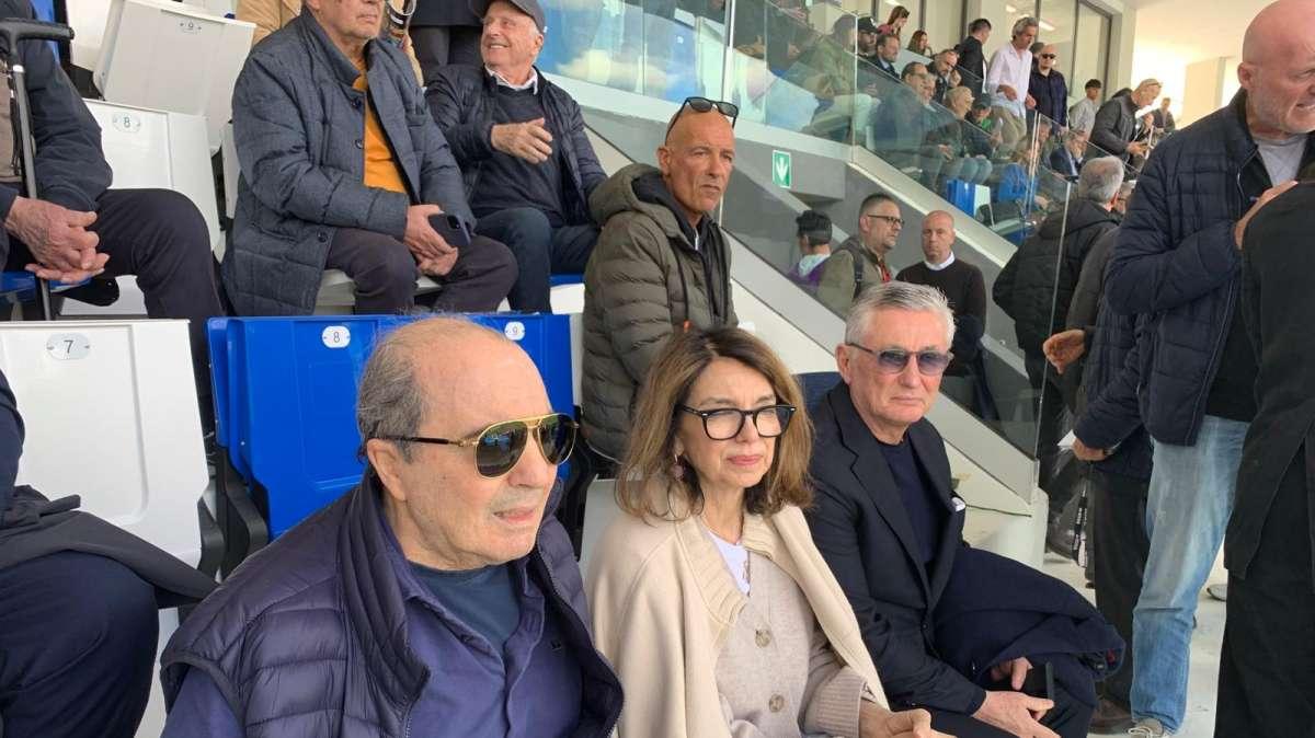 Rocco Commisso presente a Viareggio per la finale insieme alla dirigenza