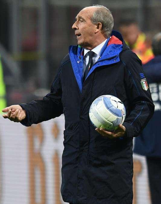 ITALIA-ALBANIA, Le formazioni ufficiali