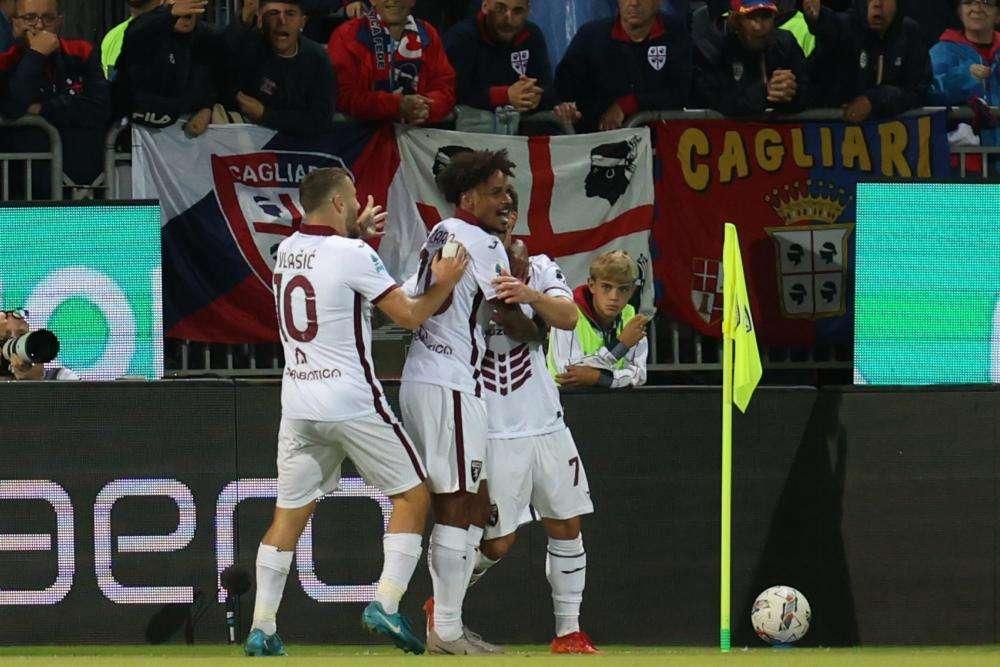 CAGLIARI, Vietato stadio a due tifosi dopo episodi Superga