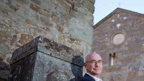 ALLARME ROSSO: MAI PIÙ CAMPIONI A FIRENZE CON IL FAIR PLAY DELLA VALLE. FATTURATI E STIPENDI DA TERZA FASCIA. FUNZIONANO SOLO I TIFOSI. SOUSA, DOPO LE PAROLE SERVONO I FATTI. A GENOVA VIETATO PERDERE