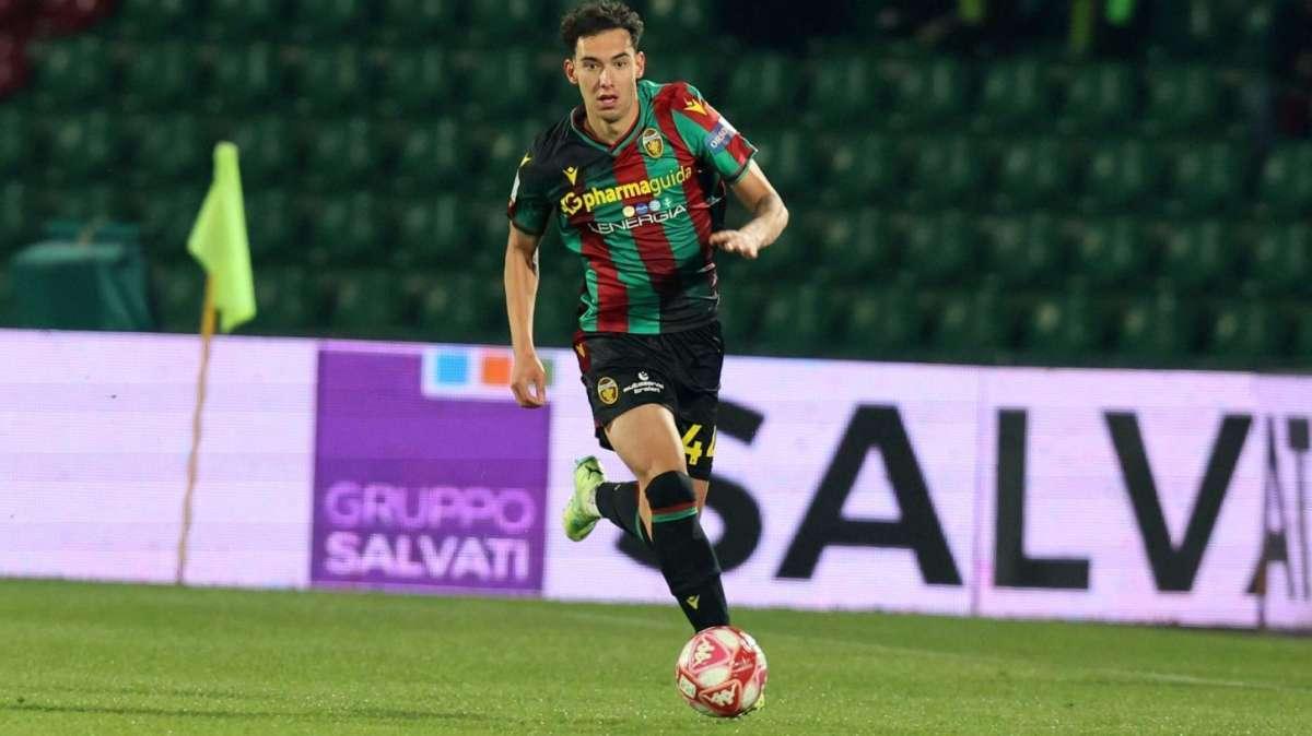 LUCCHESI A FV: "A TERNI ANNO TOP. IO COME BASTONI? PER ORA SOLO NEI CAPELLI. VIOLA, GIÀ TI SOGNO"