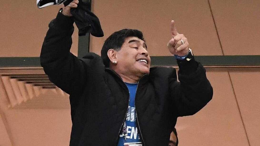 MARADONA, Ricoverato in una clinica a La Plata
