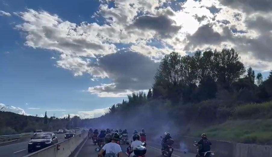 VIDEO FV, L'onda viola dei motorini in FiPiLi si avvicina
