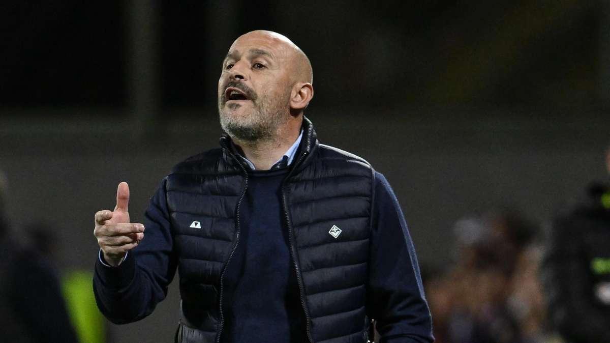 LE COLLEGHE IN SOCCORSO DELLA FIORENTINA. IL CAMPIONATO VALE ANCORA UNA RETTA VIA