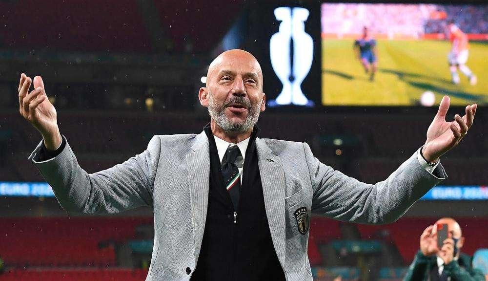SAMPDORIA, Vialli torna in corsa per rilevare club