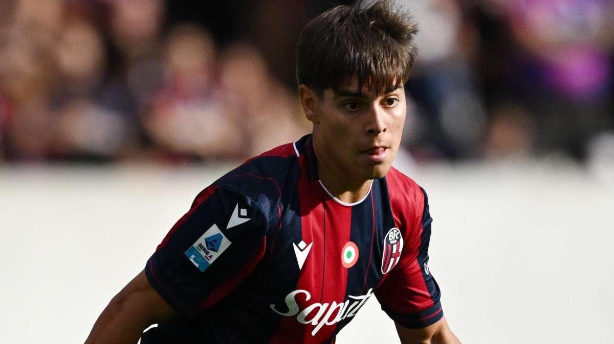 La Fiorentina sonda anche Dominguez del Bologna per il suo attacco
