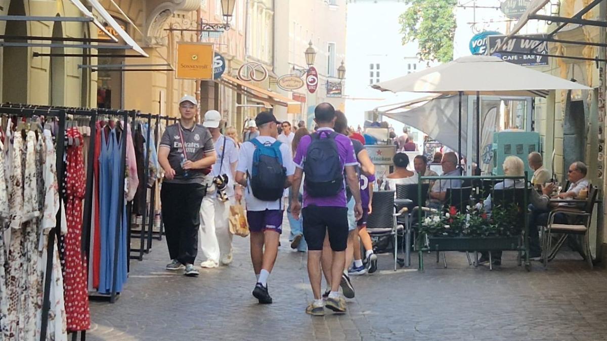 Real-Fiorentina, attesi 700 tifosi gigliati: Klagenfurt si colora di bianco e viola