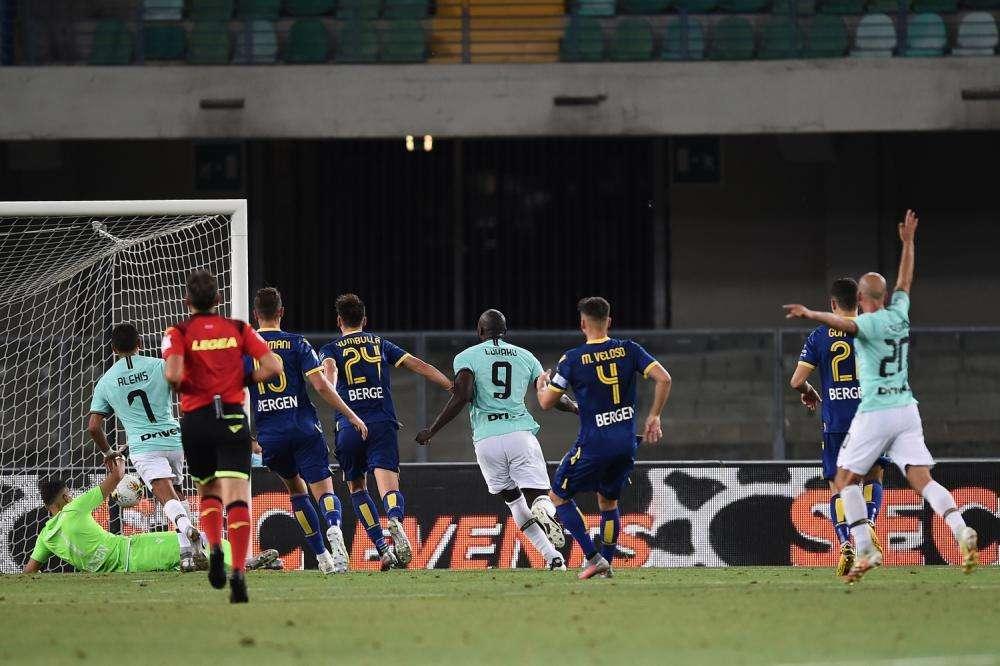 HELLAS VERONA-INTER, Finisce 2-2 al Bentegodi