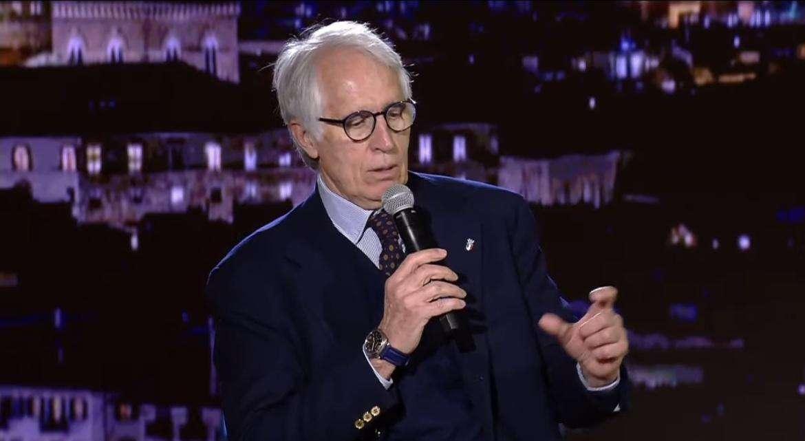 MALAGÒ, Progetto meraviglioso: auguri a Firenze