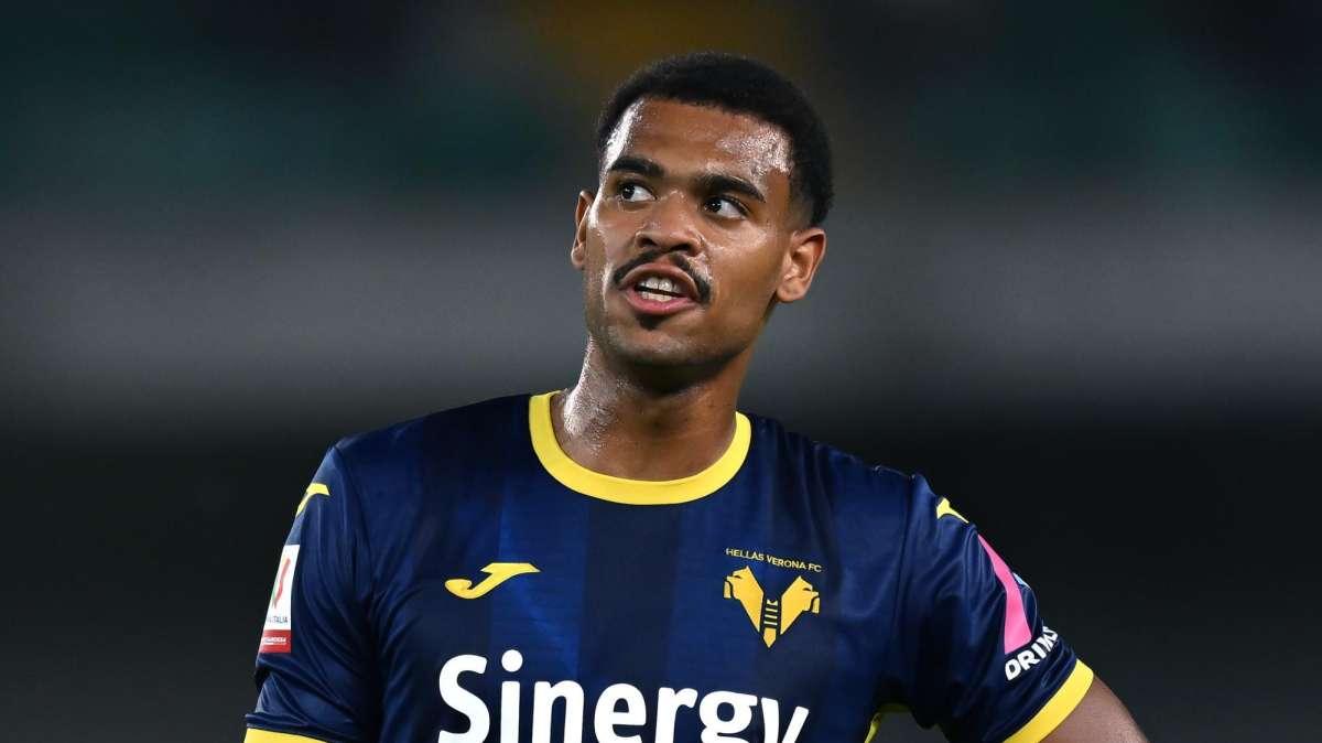 NAPOLI, Ngonge partirà per l'Arabia assieme a Traoré