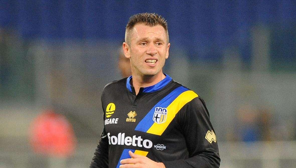CASSANO, Quando vede viola si scatena