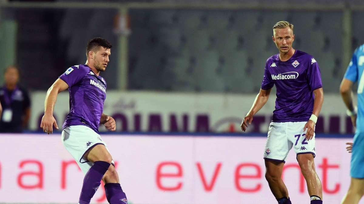 TORNANO MILENKOVIC E JOVIC, SOTTIL E IKONE' ESTERNI