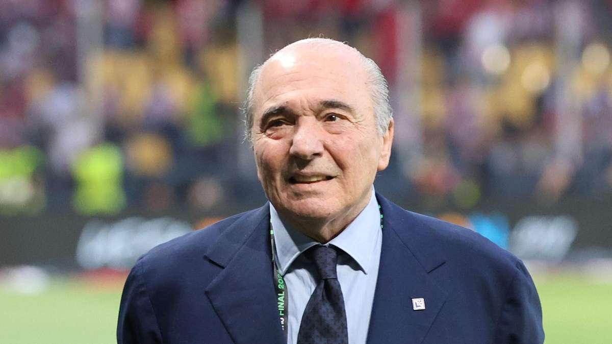 COMMISSO, A Como un bellissimo regalo. Avanti insieme