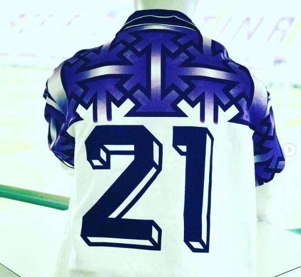 LA MAGLIA VIOLA: IL PARADOSSO DELLA MAGLIA SBAGLIATA. IL RICORDO DI CICCIO BAIANO