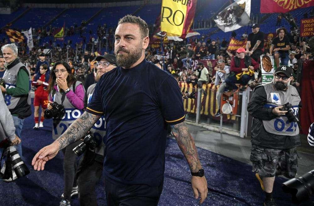 ROMA, De Rossi anticipa a domani il raduno a Trigoria