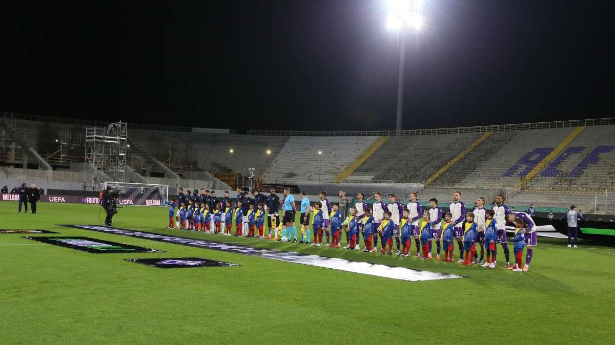 La confusione generale, i paradossi e le infinite riflessioni di una Fiorentina cui è impossibile fidarsi