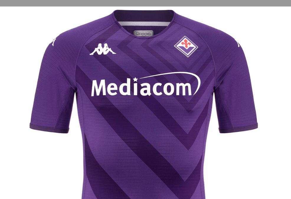 ACF, Ecco le foto delle maglie sui social. I testimonial...