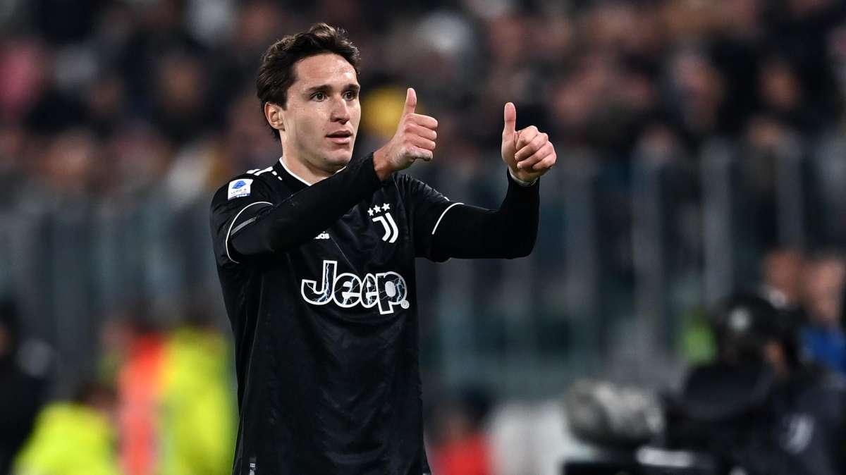 JUVENTUS, Paura per Chiesa: colpo alla caviglia
