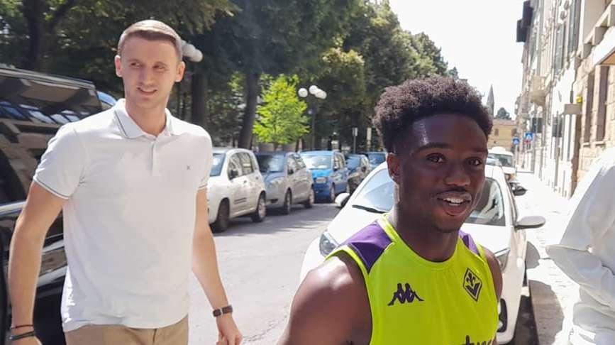 Ecco Lamptey al Viola Park: l'esterno per la prima volta in campo a Bagno a Ripoli