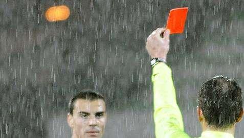 INCREDIBILE, Due turni per offese all'arbitro su FB
