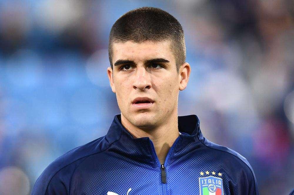 MERCATO, Spal sull'ex difensore viola Mancini