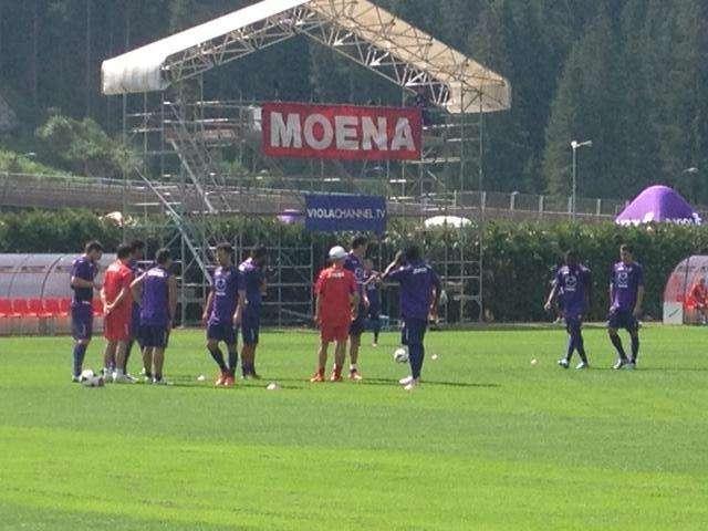 MOENA, Manno istruisce Gomez, Ambro traduce...