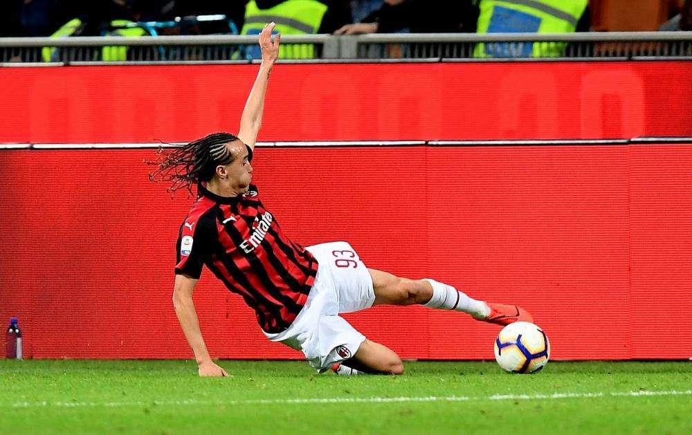 AG. LAXALT, Lascerà il Milan. Viola? Ci sono offerte