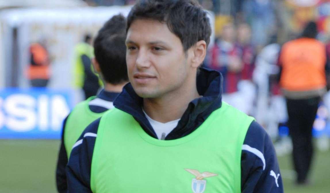 LAZIO, Zarate verso il divorzio, viola alla finestra