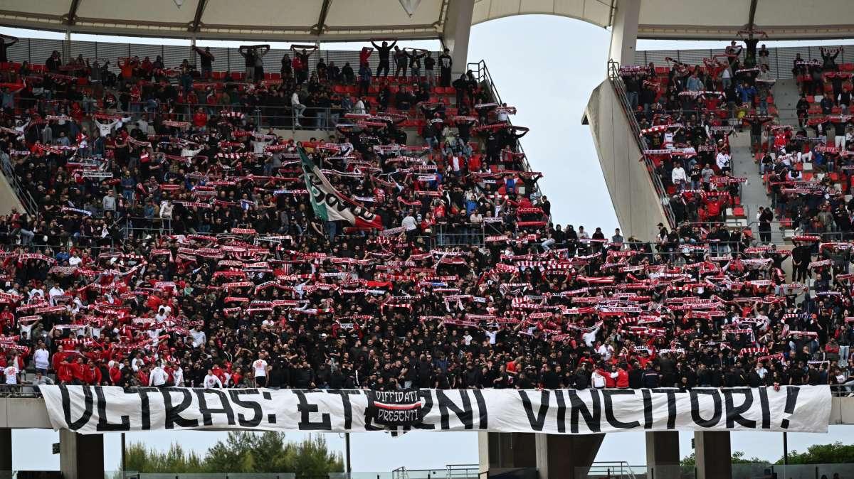 SERIE B, Termina 1-1 l'andata dei Playout tra Bari e Ternana