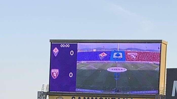 FOTO FV, Franchi sfoggia il nuovo maxi-schermo