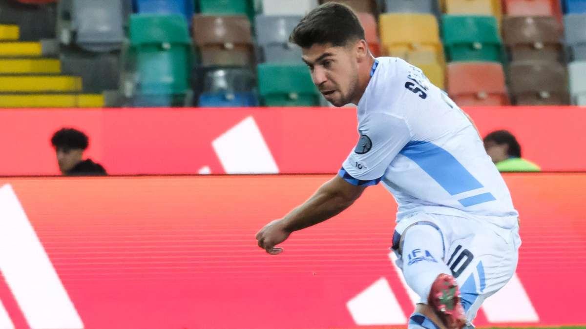 Gol, esperienza e polemiche. Dall'ascesa in Europa agli attriti coi tifosi: il ritratto di Solomon