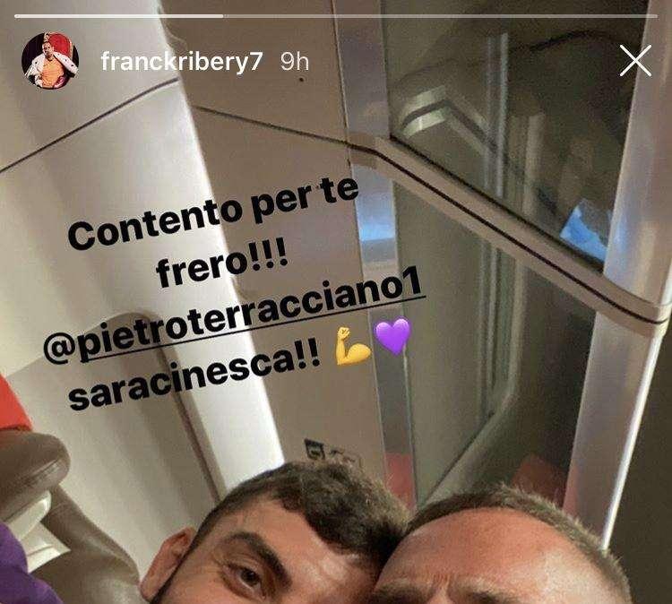 FOTO, FR7 a Terracciano: "Sei una saracinesca"