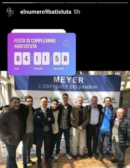 FOTO, Batistuta questa mattina in visita al Meyer