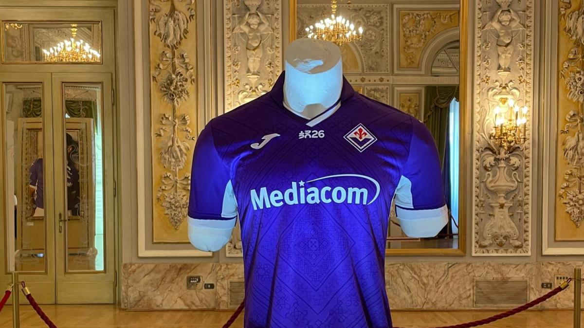 Nuove maglie Fiorentina: cosa ne pensano i tifosi? Il contributo dal St.Regis
