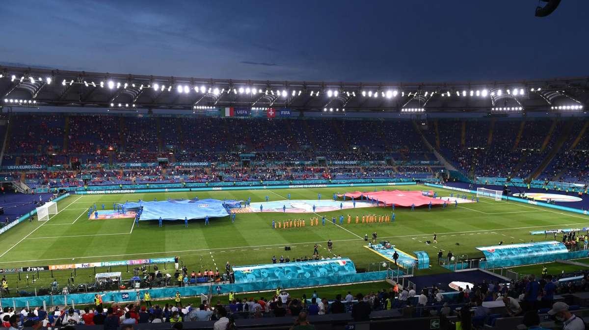 ROMA-ACF, Fermati tifosi con Green Pass falsi