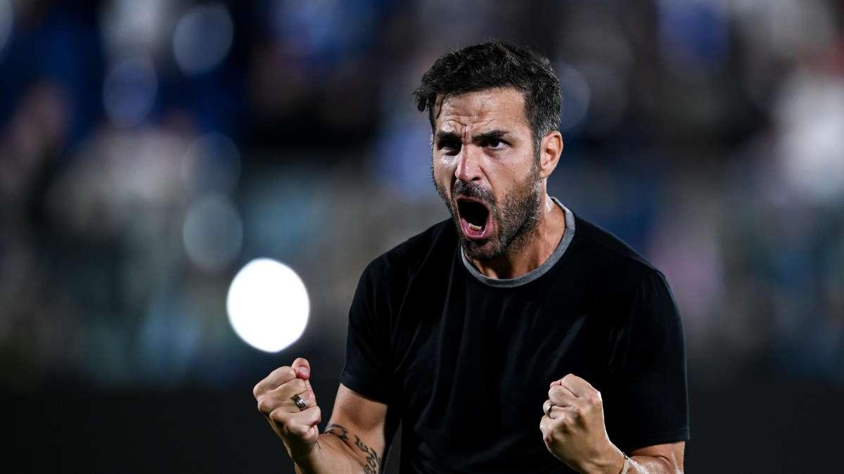 Pioli sfida Fabregas per la prima volta, viola avanti negli scontri diretti