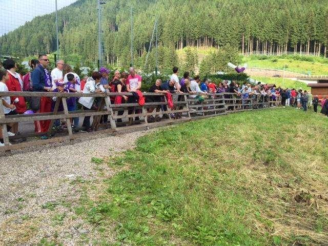 MOENA, Tifosi arrabbiati con la squadra per il ritardo