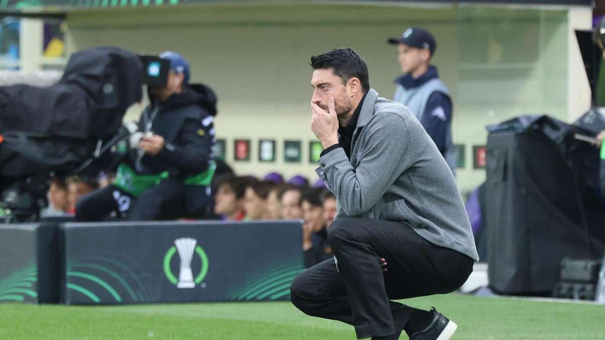Riera sicuro: "Il Betis è favorito sulla Fiorentina, anche per l'ambiente"