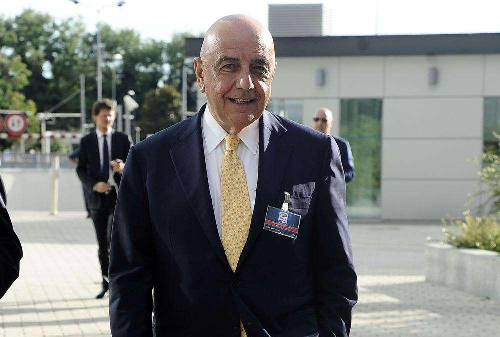 GALLIANI, Nessuna polemica con i viola