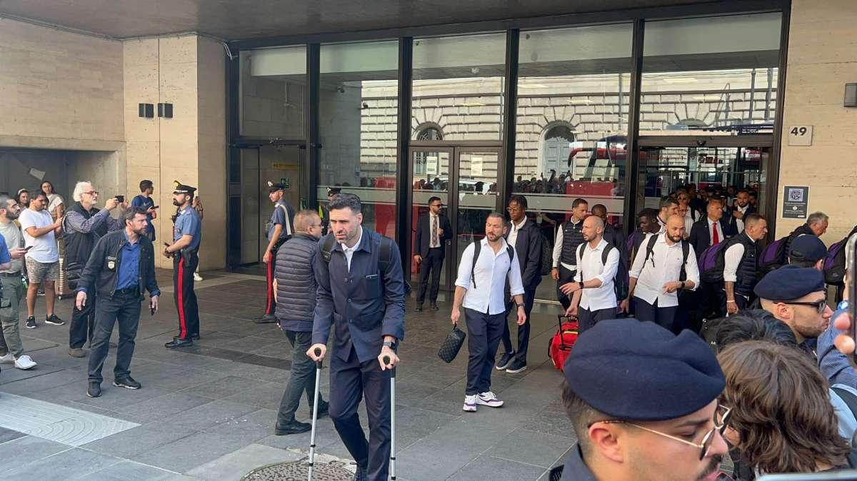 DA ROMA, Squadra arrivata alla Stazione Termini