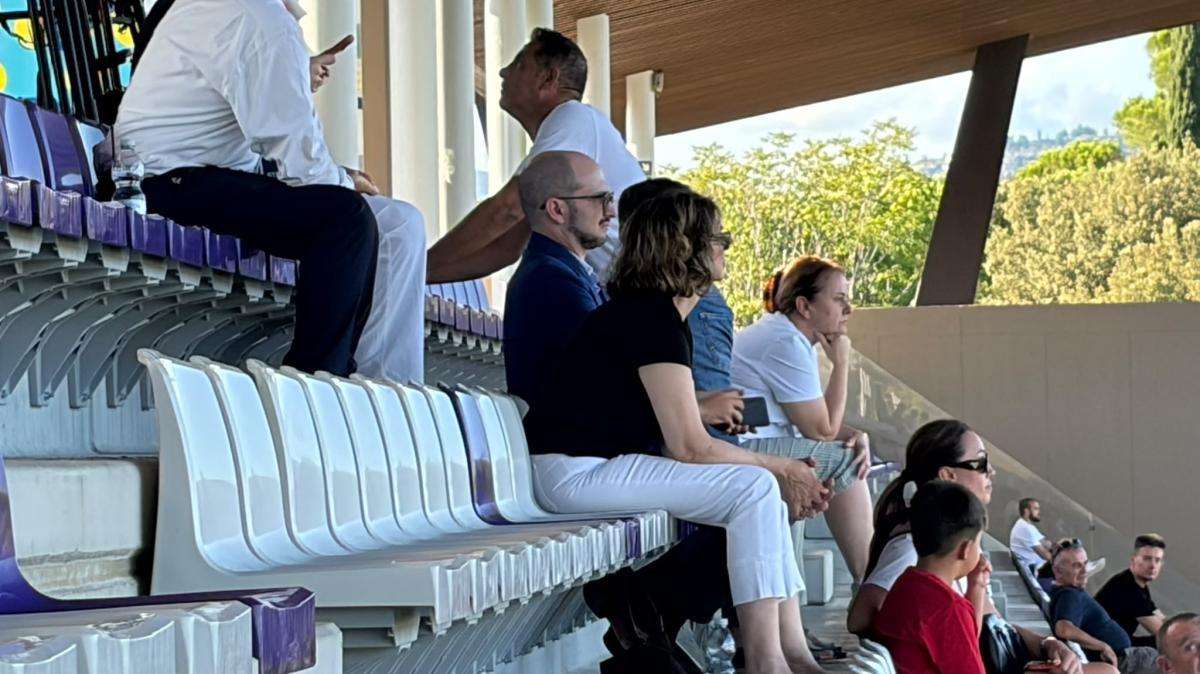 Giuseppe e Catherine Commisso al Viola Park per Fiorentina-Sassuolo: la foto