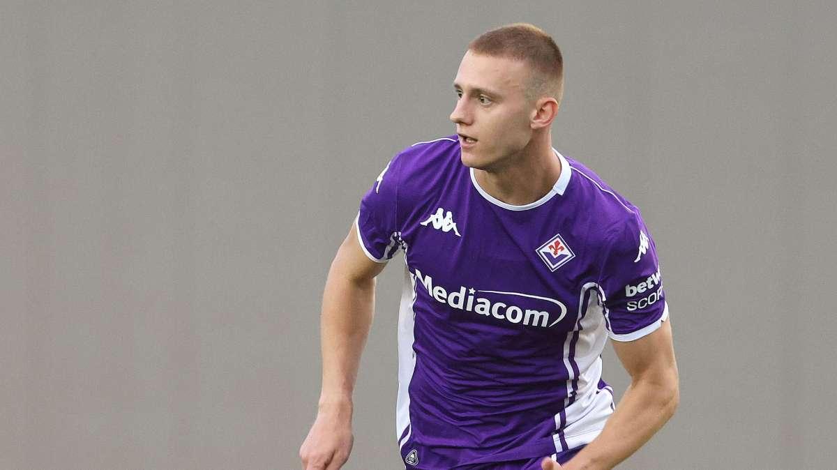 Comuzzo, il Milan ha chiesto informazioni alla Fiorentina. Richieste alte: il punto