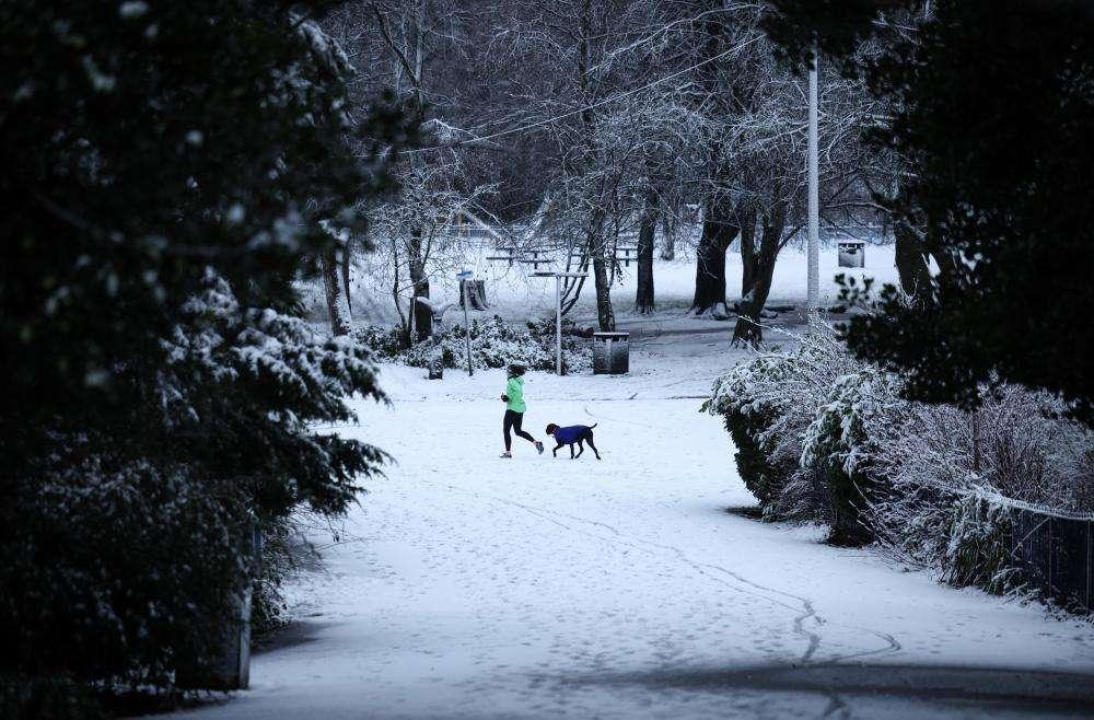 MALTEMPO, Liverpool-United si gioca nonostante la neve