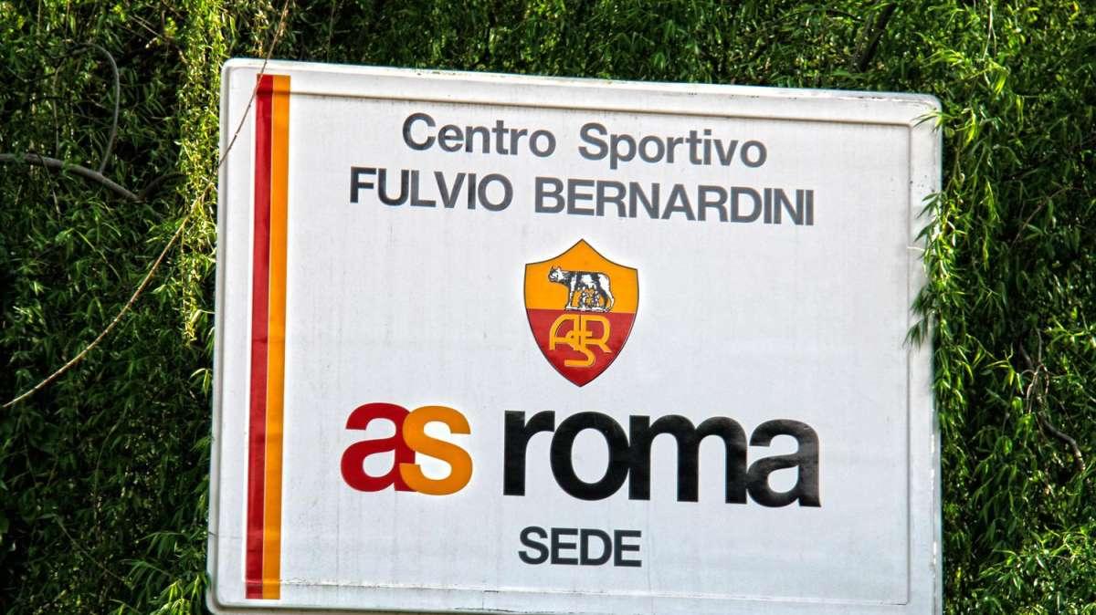 SCAMACCA, Il padre a Trigoria con spranga. Arrestato
