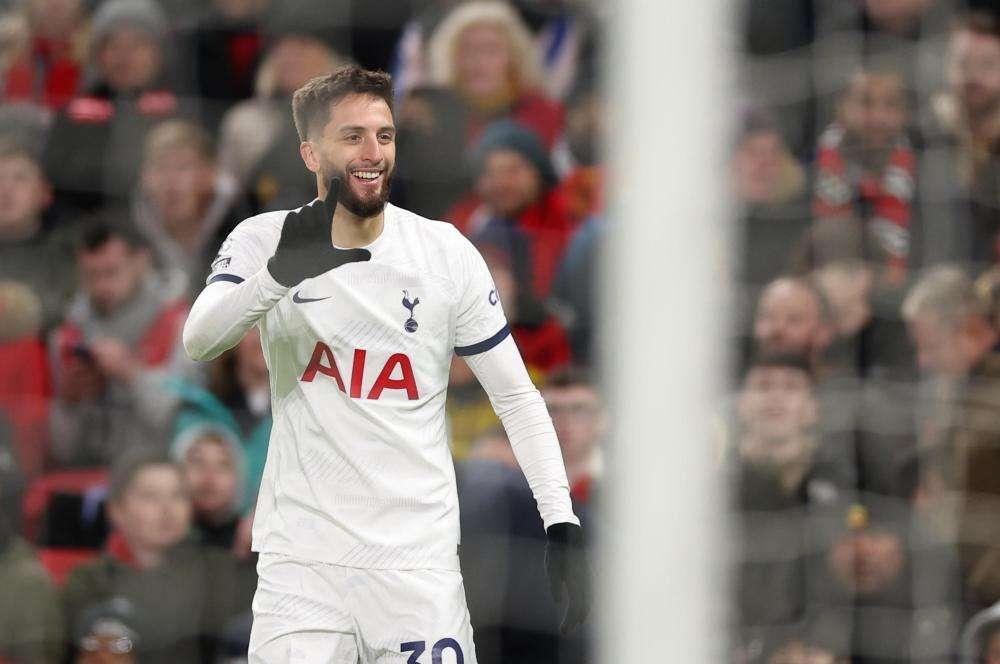 PREMIER, Squalifica a Bentancur per frase razzista su Son